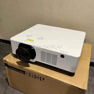 Chất lượng 1080P Full HD Portable Projector Outdoor / Home Theater 7000 Lumen Laser Projector Nhà máy