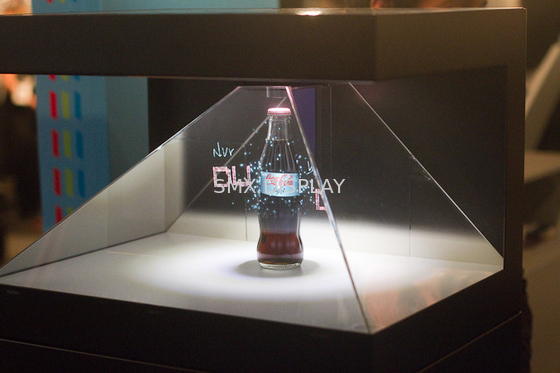 22 Inch 3D Pyramid Hologram Projector Case Cabinet 270 độ Holographic Display 3D Hologram Box